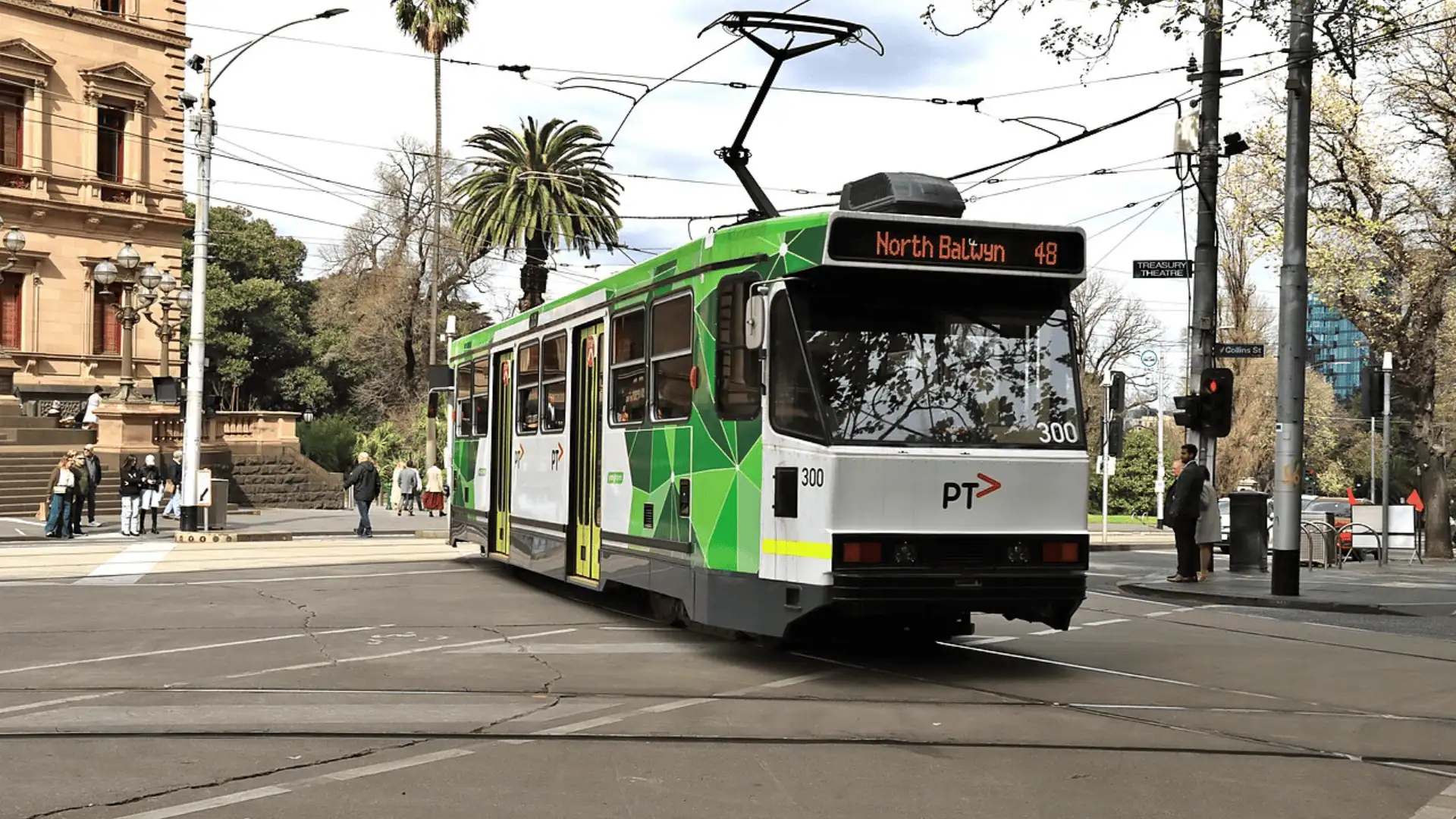A Class Tram 300 on the 48 line