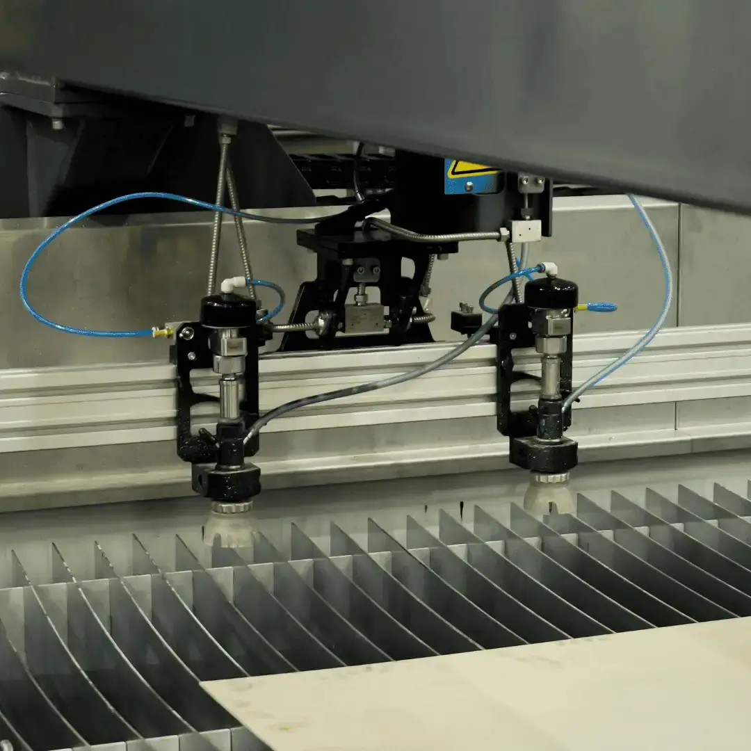 Water jet cutting machine